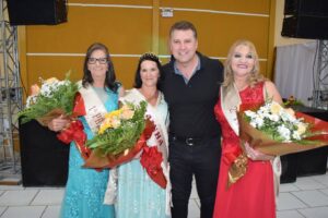 Read more about the article Abdon Batista sediou escolha da Rainha Regional da 3ª Idade da AMPLASC