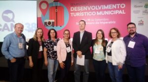 Read more about the article Municípios da AMPLASC participam de Seminário de Turismo da FECAM