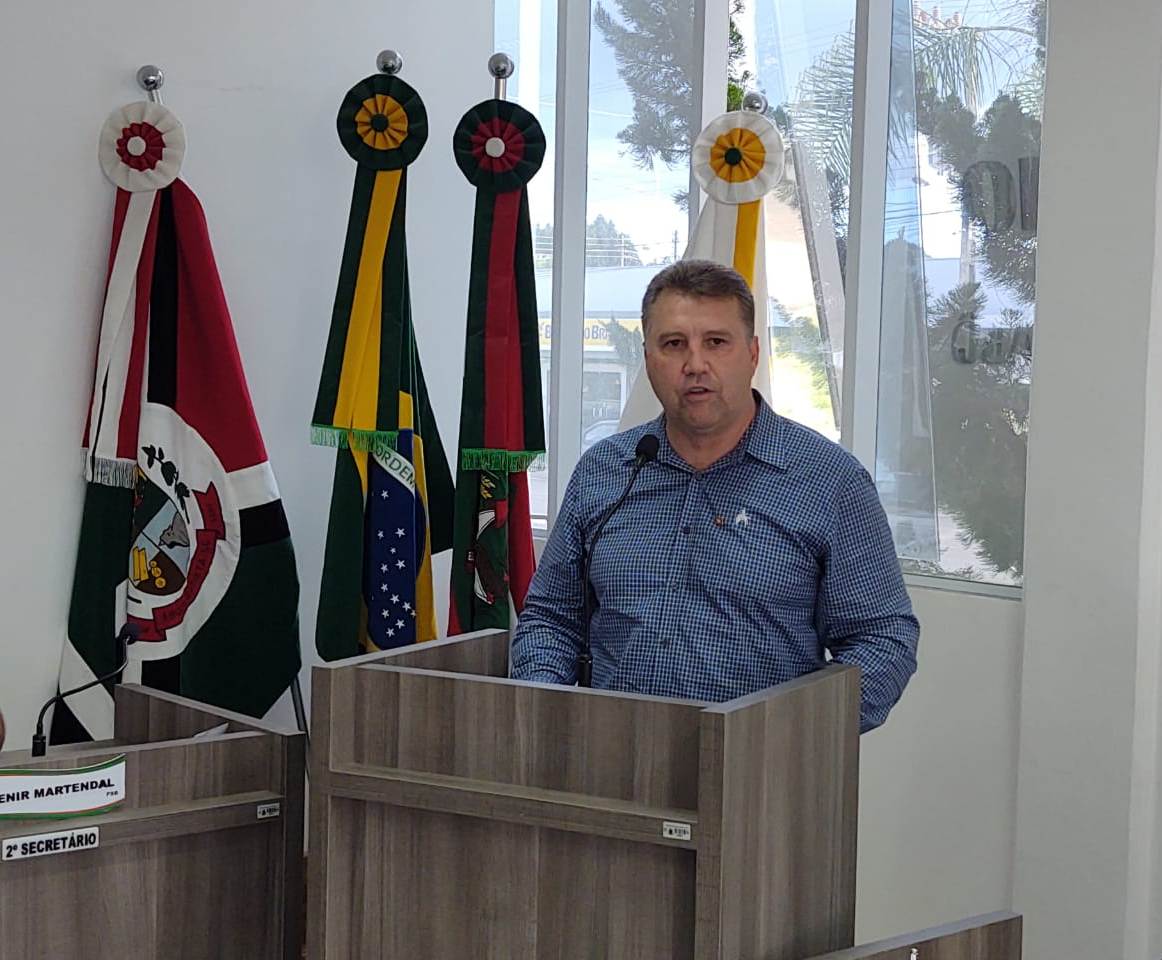 You are currently viewing Prefeito Lucimar é empossado presidente da AMPLASC 2020