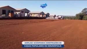 Read more about the article AMPLASC acompanha construções de casas populares em Brunópolis