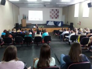 Read more about the article Amurc e Amplasc promovem Seminário Regional do CRAS