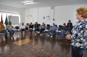 Read more about the article Gerência da Merenda Escolar de Campos Novos realiza reunião com agricultores