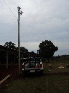 Read more about the article Campo de futebol do Assentamento 30 de Outubro recebe iluminação