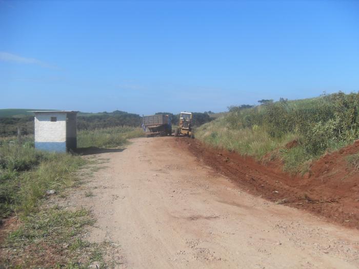 You are currently viewing Seguem melhorias nas estradas do interior de Campos Novos