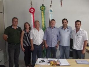 Read more about the article Prefeito Ademil recebe lideranças