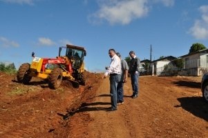 Read more about the article Prefeito confere andamento das obras no município