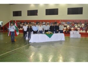 Read more about the article Grande festa marca cerimônia de abertura da Etapa Regional dos Joguinhos Abertos em Abdon Batista